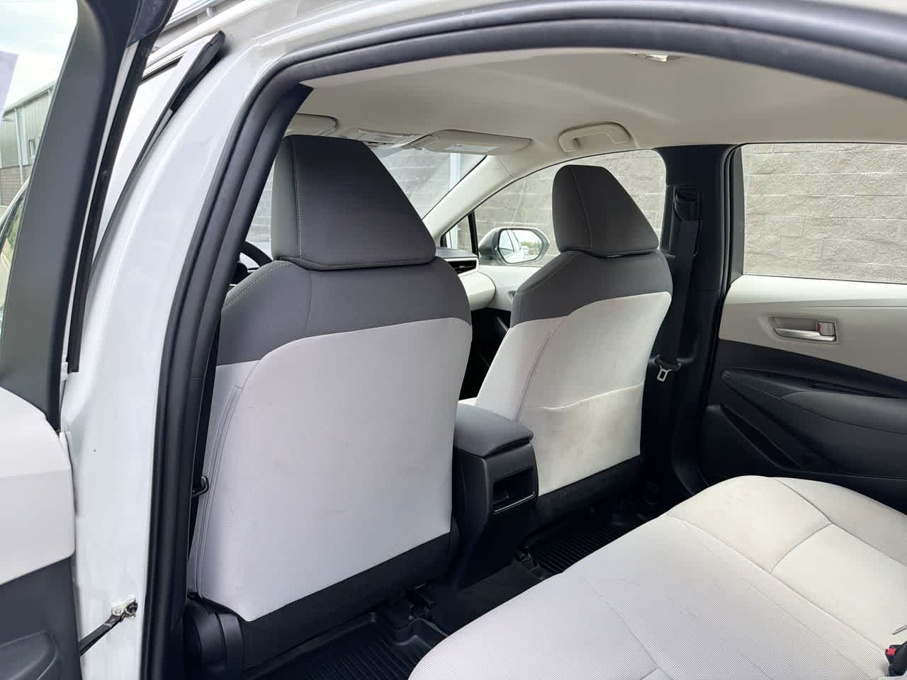 2021 Toyota Corolla LE - Photo 23