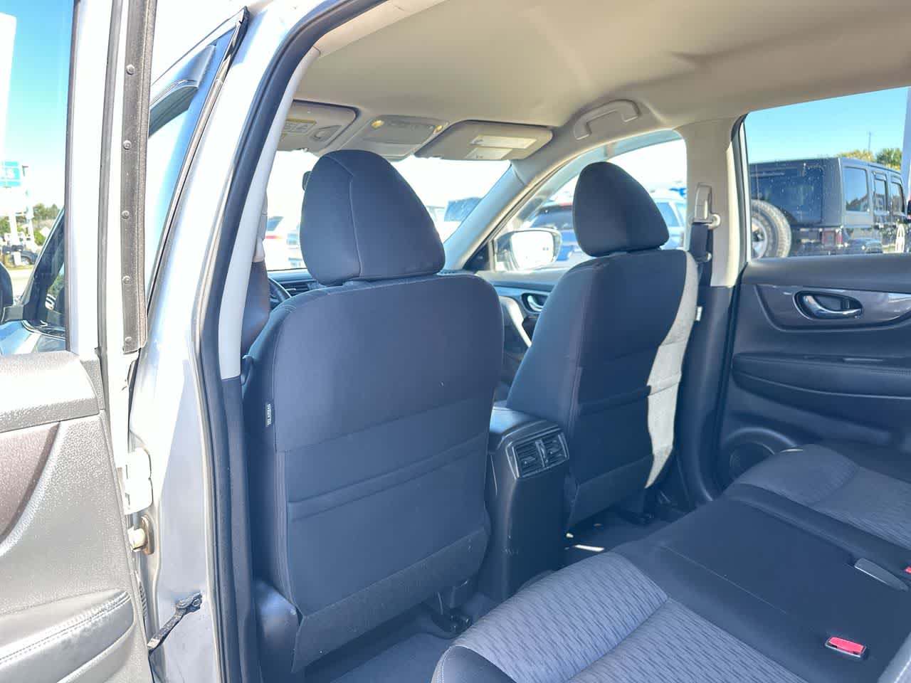 Thumbnail: 2019 Nissan Rogue - 23