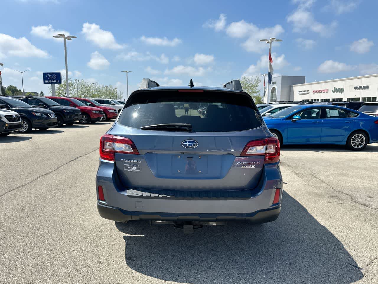 Thumbnail: 2017 Subaru Outback - 12