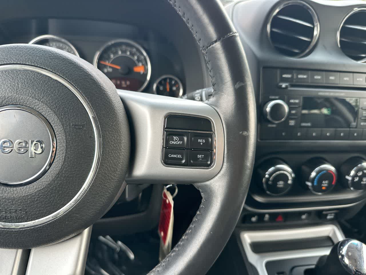 Thumbnail: 2016 Jeep Compass - 30