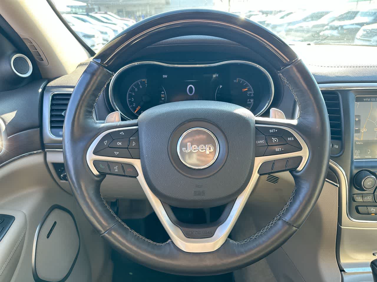 Thumbnail: 2017 Jeep Grand Cherokee - 29