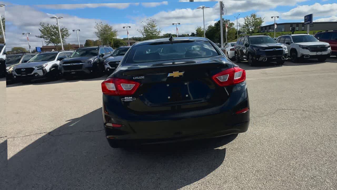Thumbnail: 2016 Chevrolet Cruze - 7