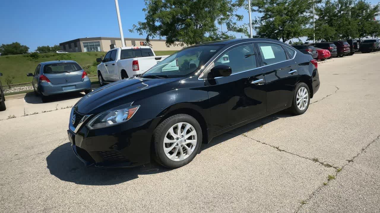Thumbnail: 2017 Nissan Sentra - 4