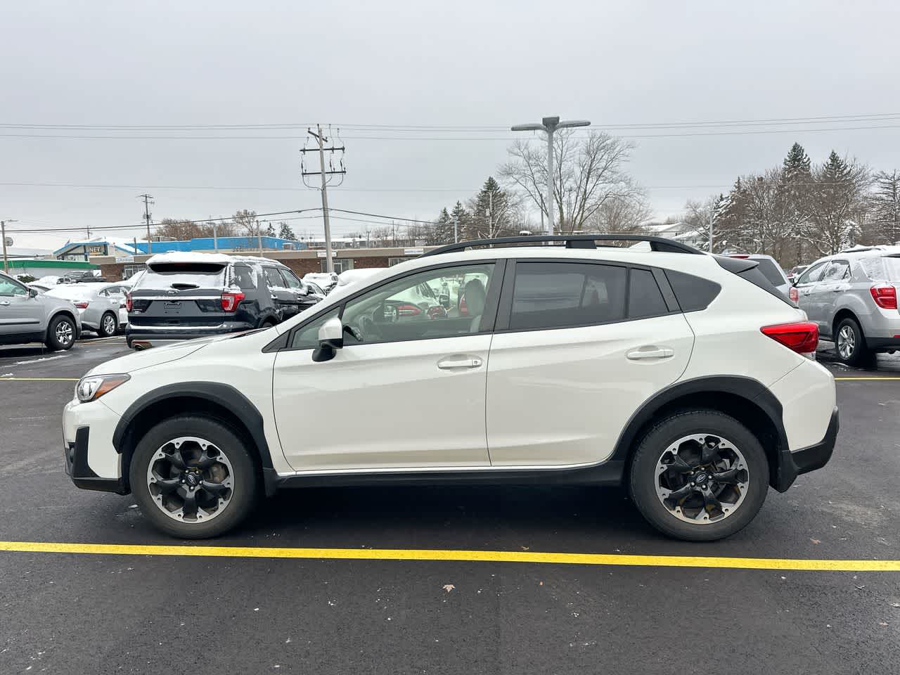 Thumbnail: 2023 Subaru Crosstrek - 10