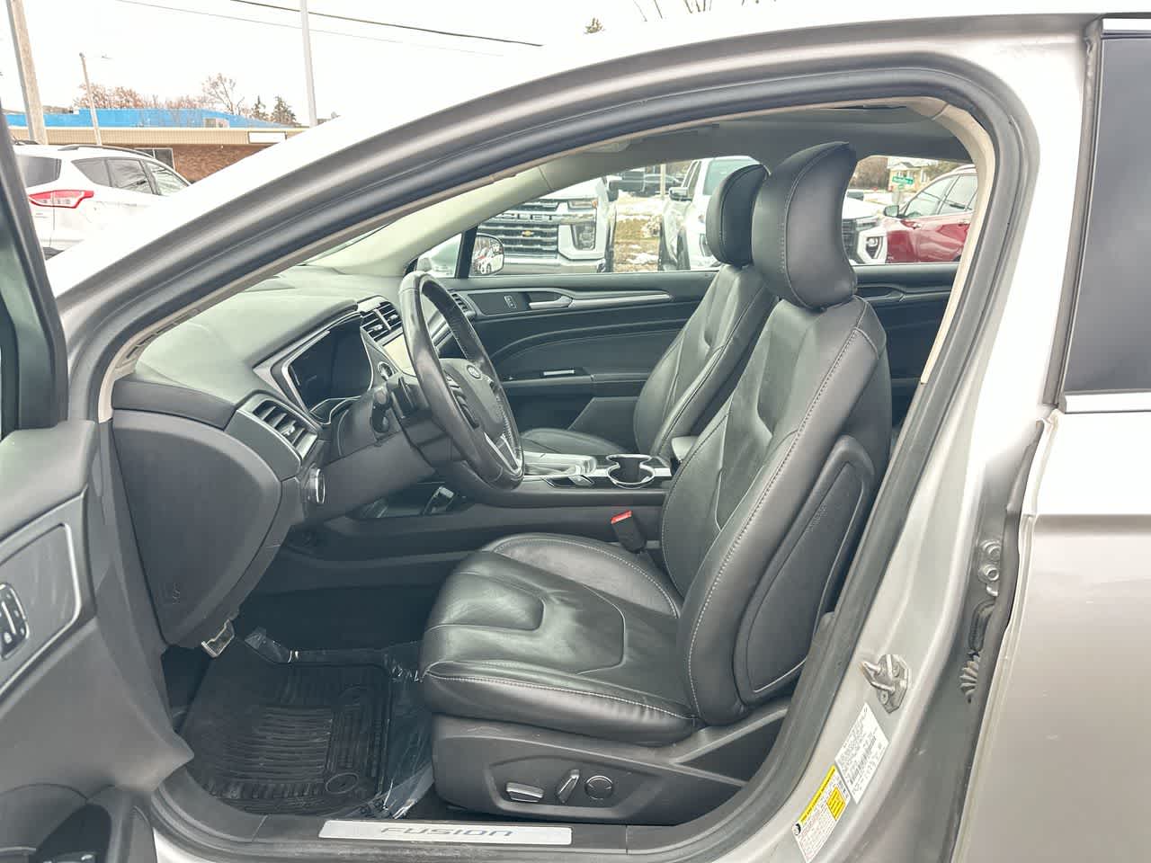 Thumbnail: 2016 Ford Fusion - 21