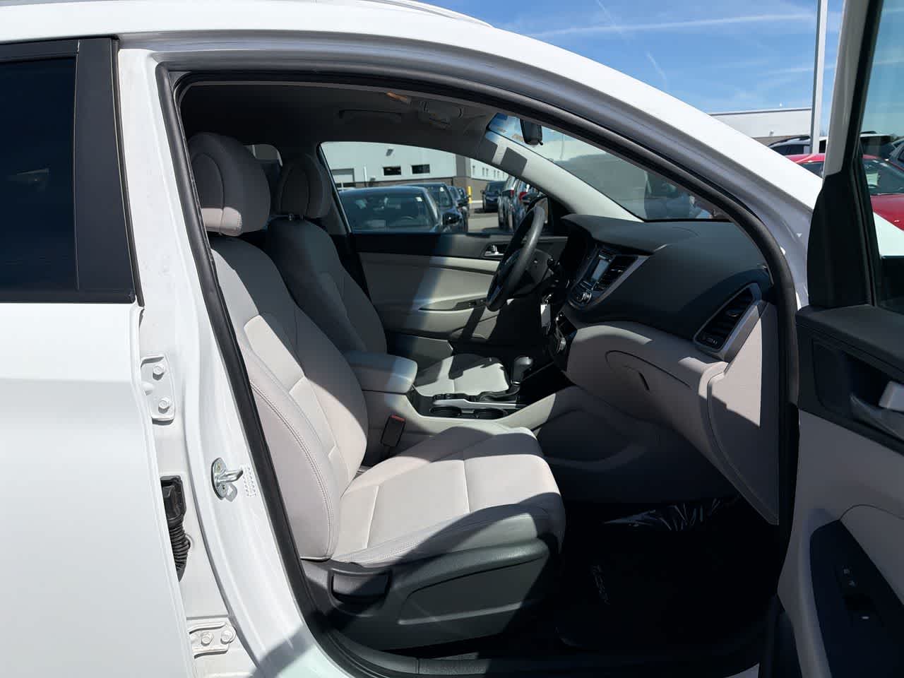 Thumbnail: 2017 Hyundai Tucson - 26