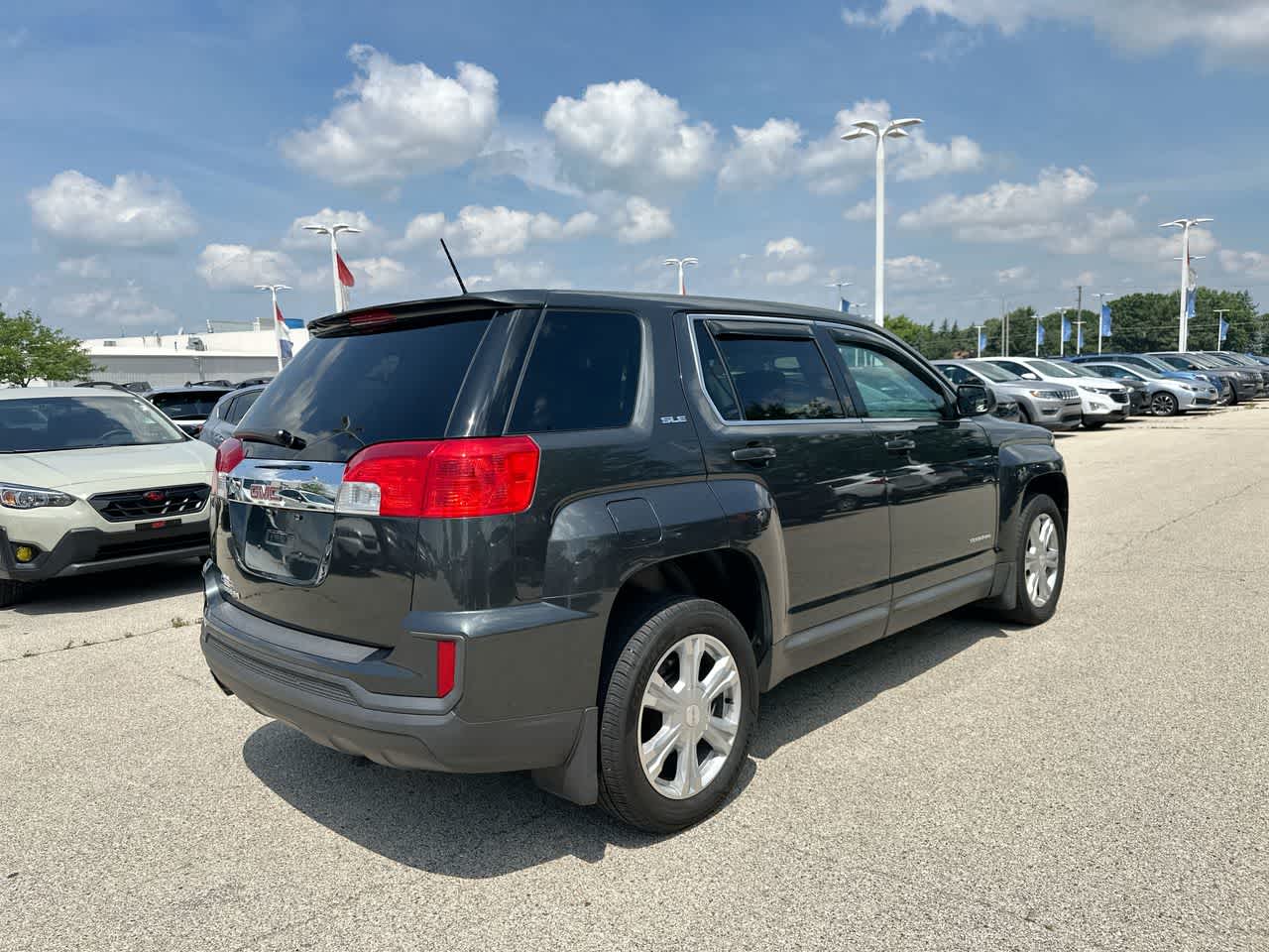 Thumbnail: 2017 GMC Terrain - 13