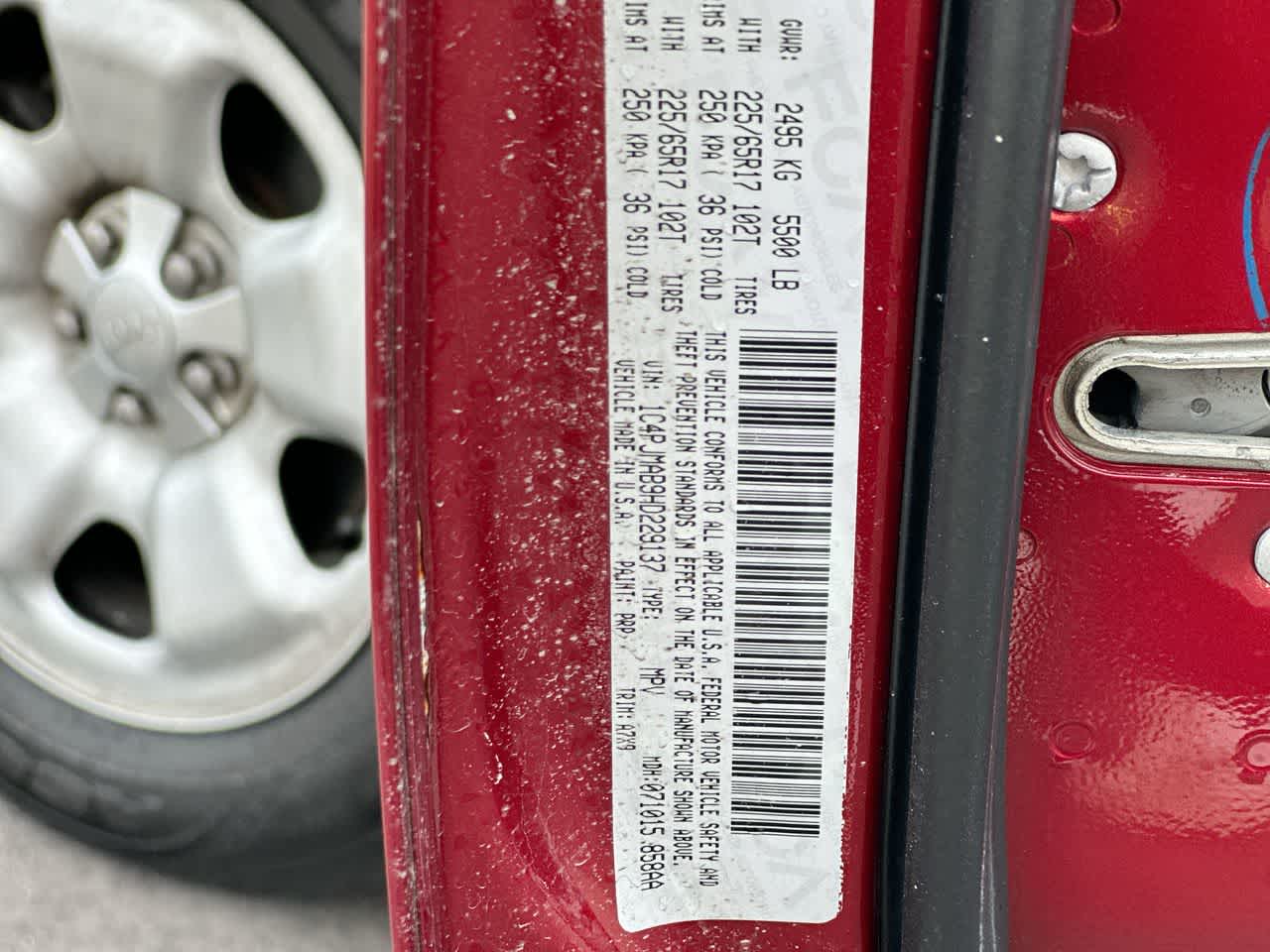 Thumbnail: 2017 Jeep Cherokee - 35