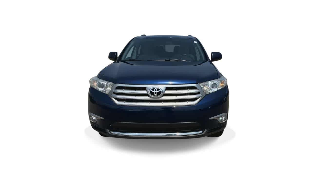 Thumbnail: 2013 Toyota Highlander - 3