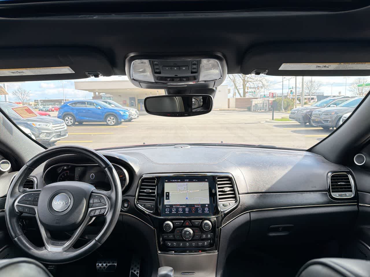 Thumbnail: 2020 Jeep Grand Cherokee - 20