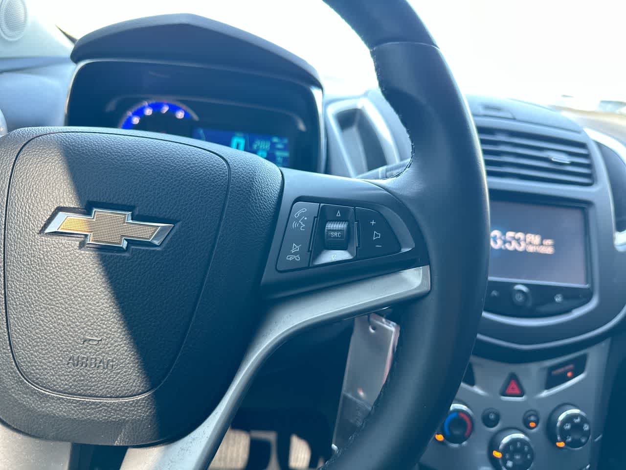 Thumbnail: 2016 Chevrolet Trax - 29