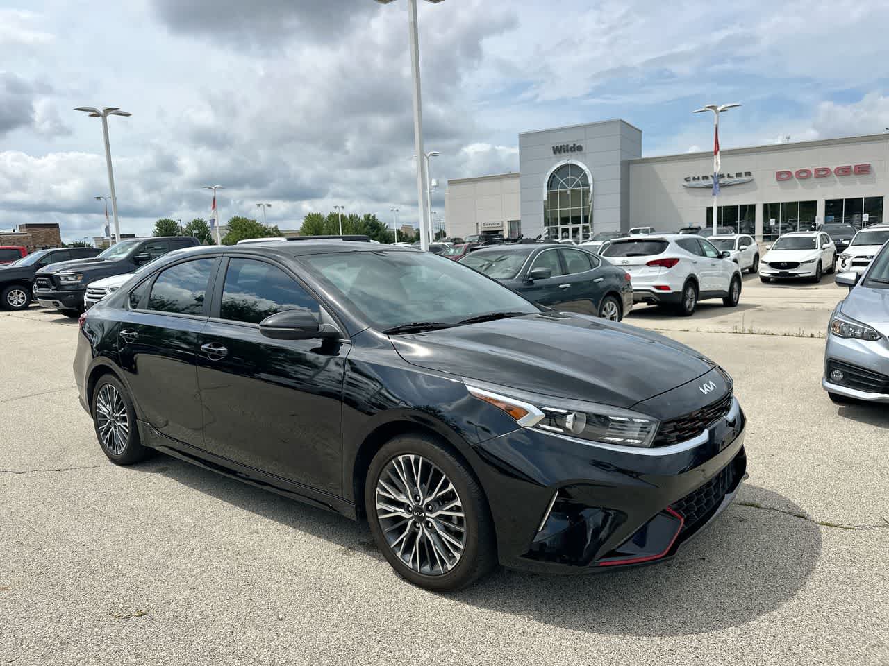 Thumbnail: 2023 Kia Forte - 15