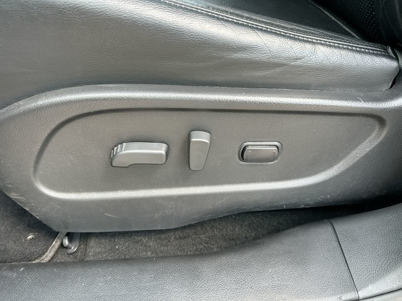 Thumbnail: 2010 Nissan Murano - 22
