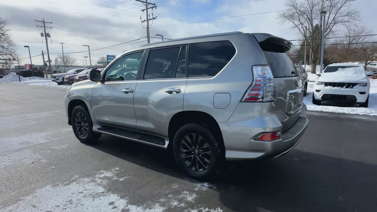 Thumbnail: 2020 Lexus GX - 6
