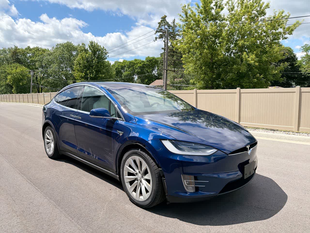 Thumbnail: 2017 Tesla Model X - 15