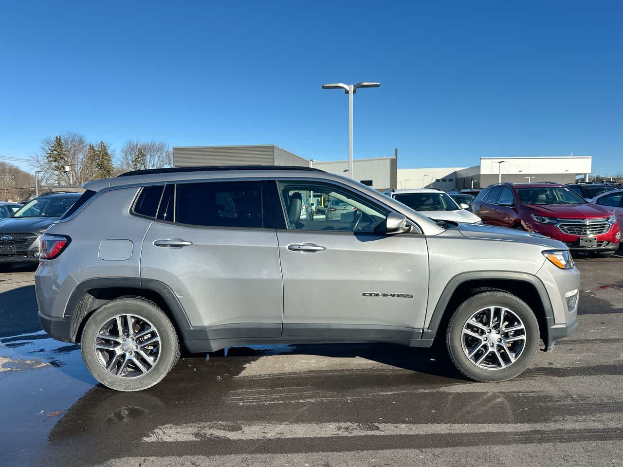 Thumbnail: 2018 Jeep Compass - 14