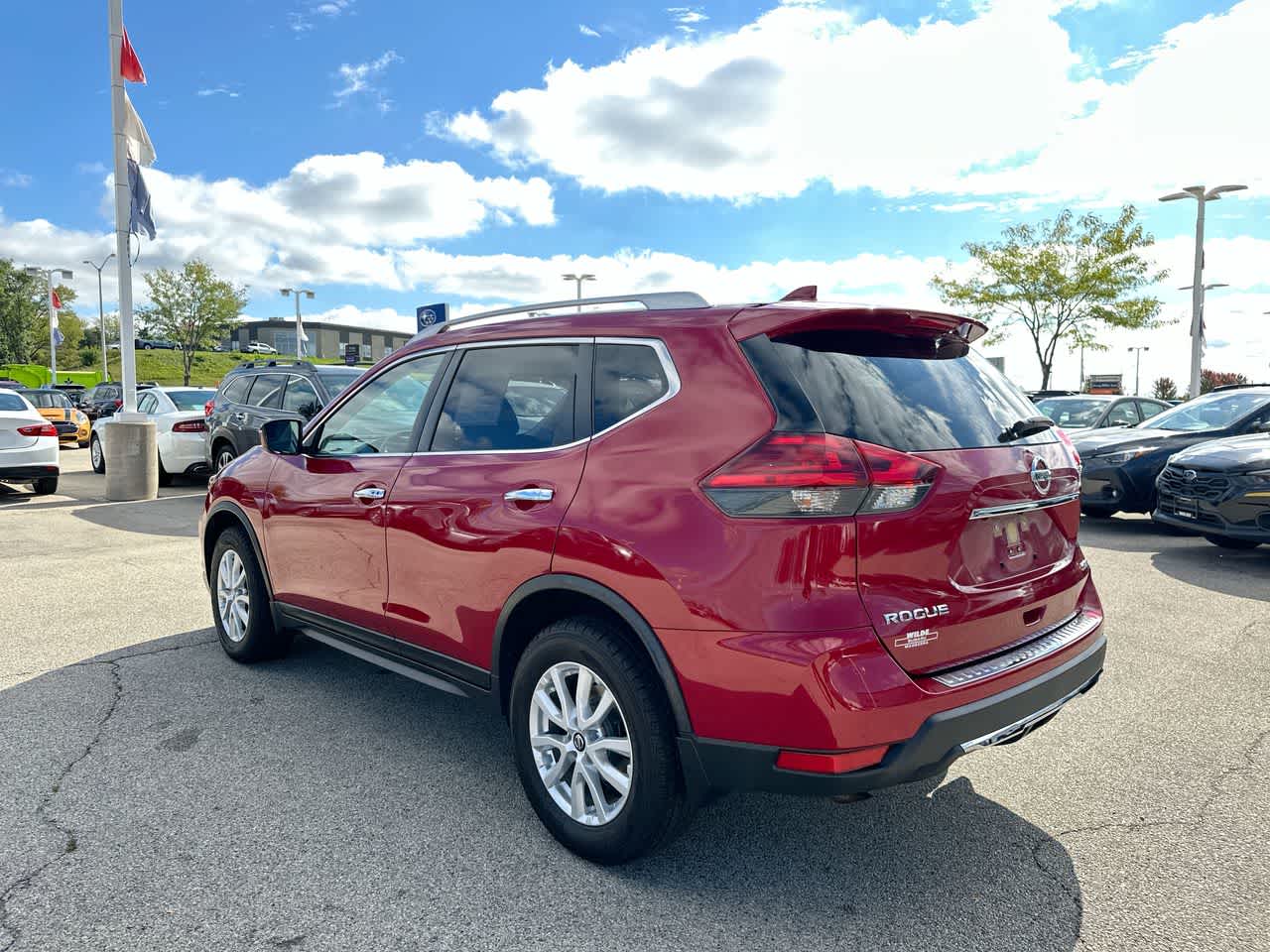 Thumbnail: 2017 Nissan Rogue - 11