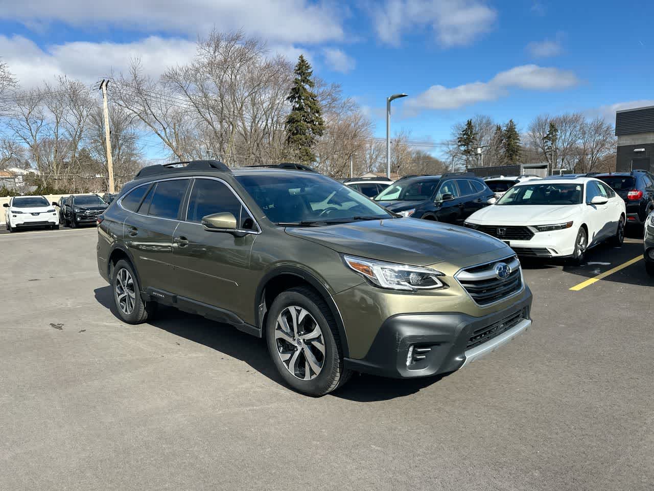 Thumbnail: 2022 Subaru Outback - 15