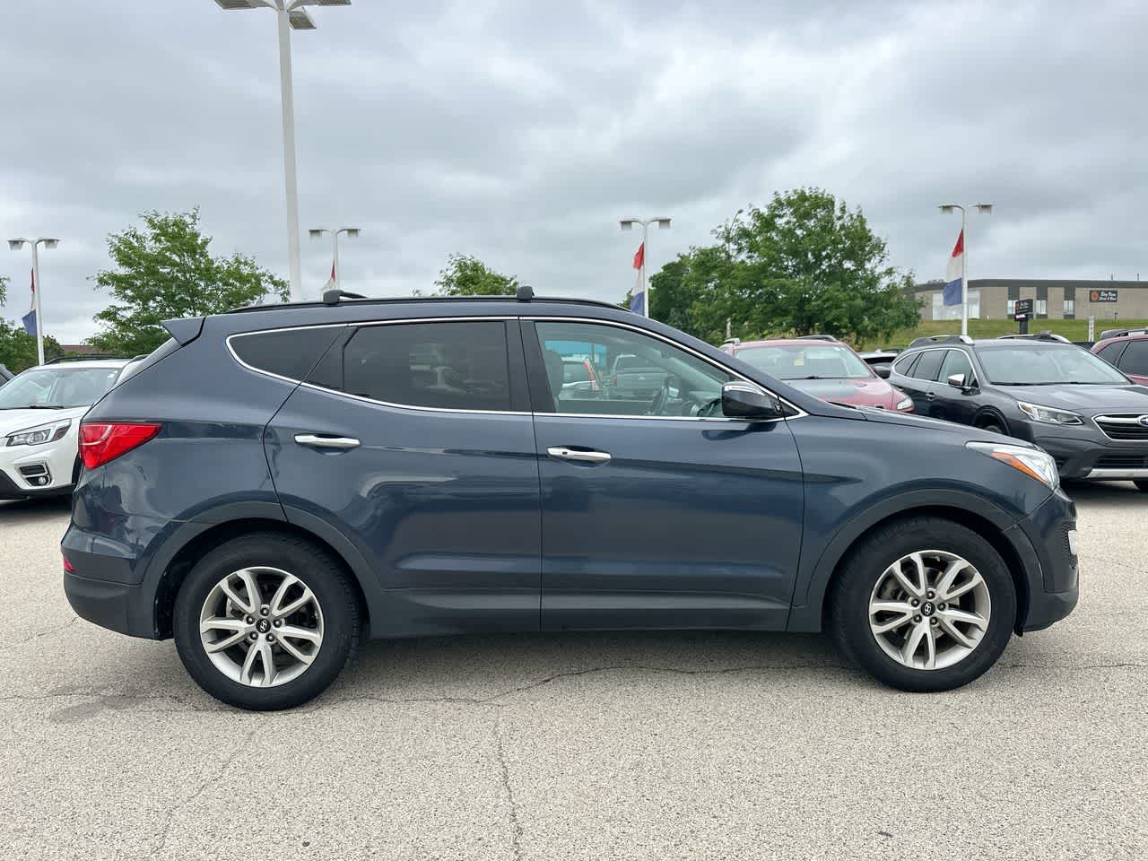 Thumbnail: 2016 Hyundai Santa Fe - 14
