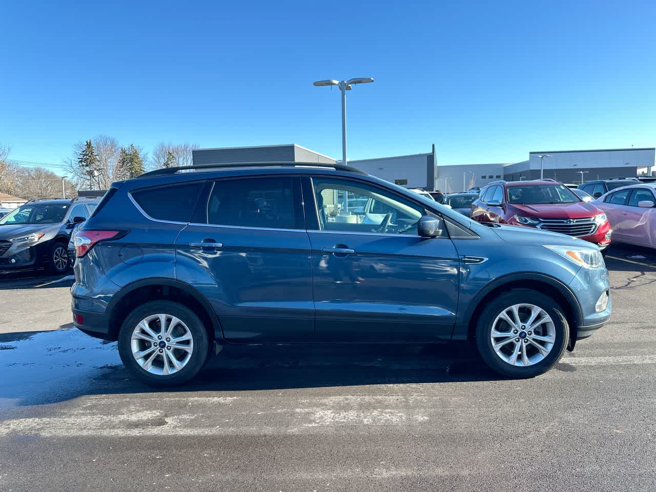 Thumbnail: 2018 Ford Escape - 14