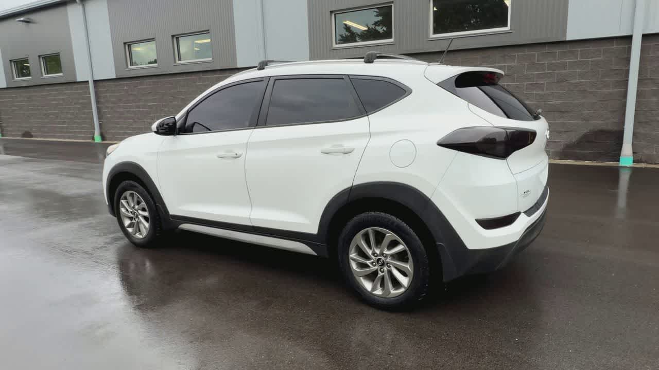 Thumbnail: 2017 Hyundai Tucson - 5