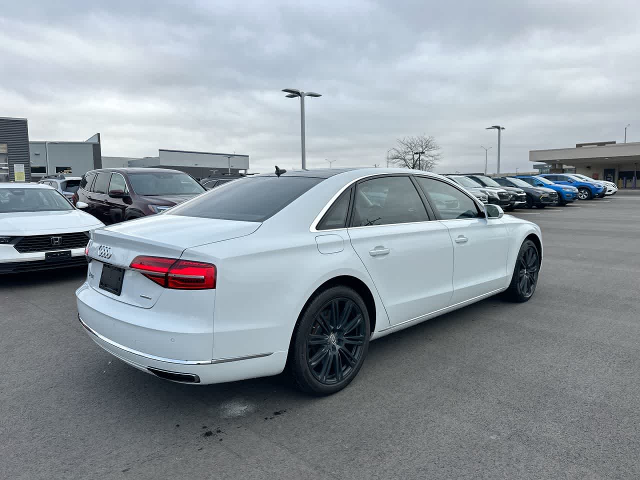 Thumbnail: 2015 Audi A8 - 13