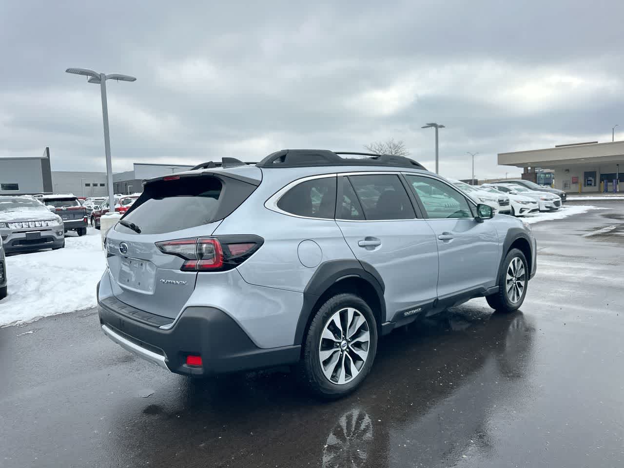 Thumbnail: 2023 Subaru Outback - 13