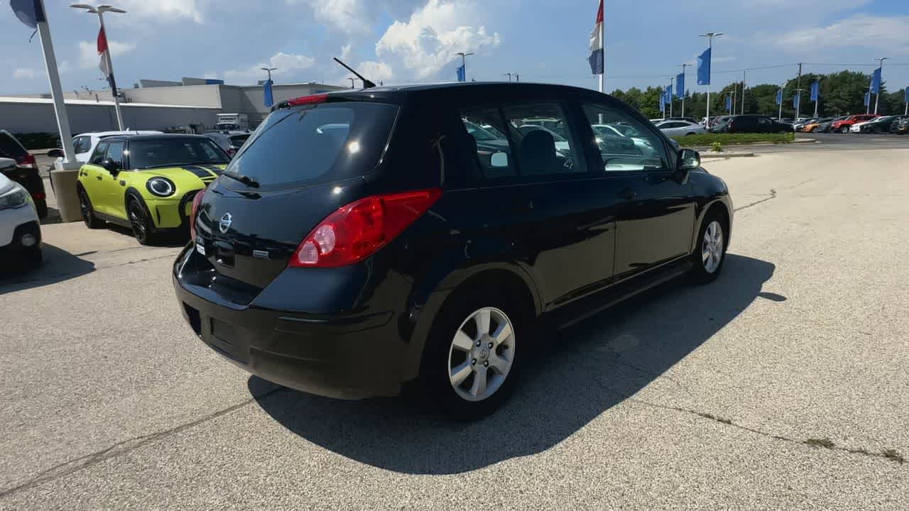Thumbnail: 2012 Nissan Versa - 8
