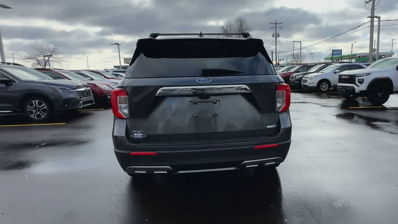 Thumbnail: 2020 Ford Explorer - 7