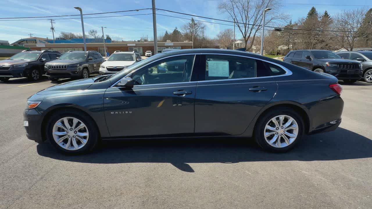 Thumbnail: 2020 Chevrolet Malibu - 5