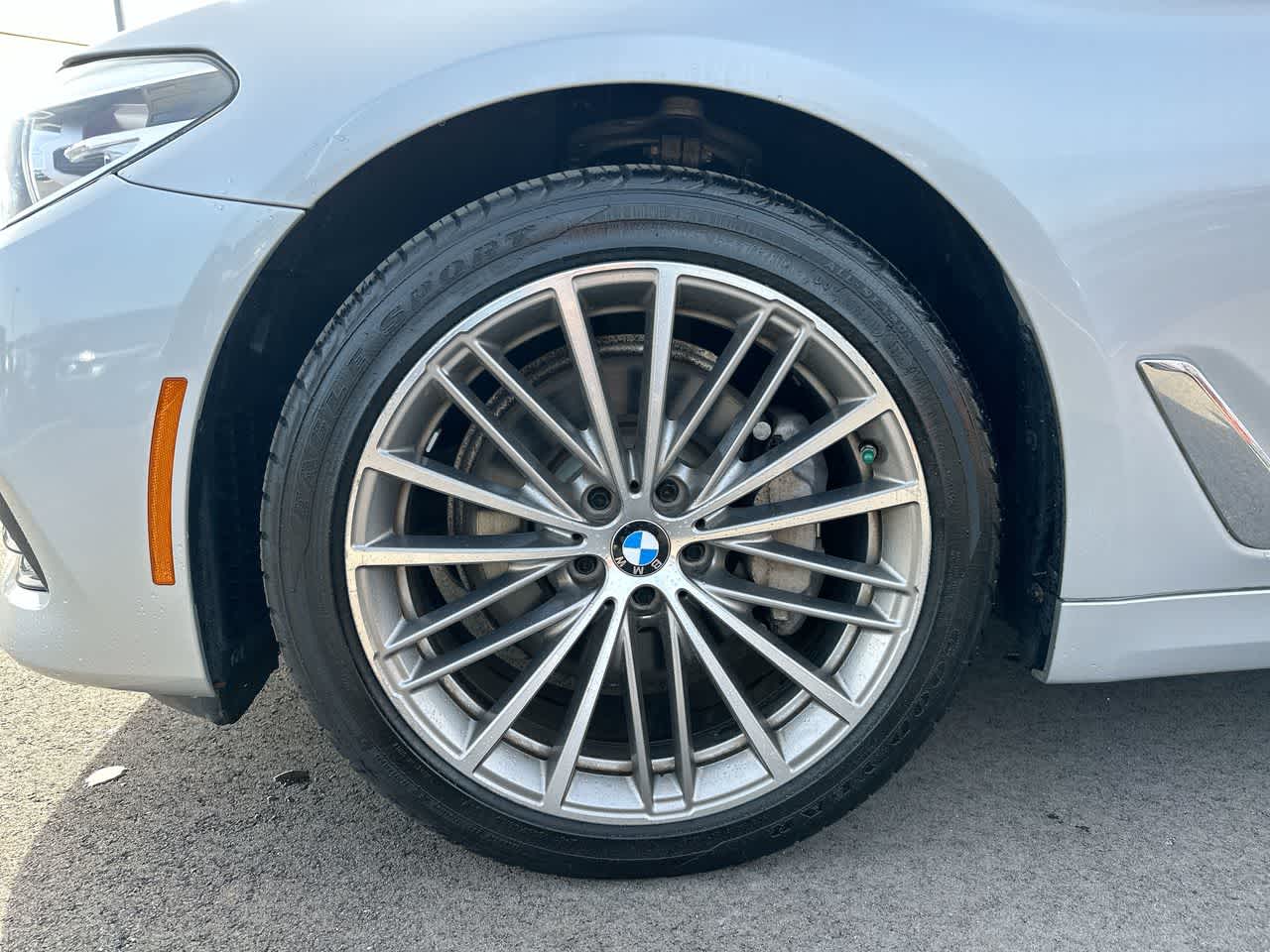 Thumbnail: 2020 BMW 5 Series - 19