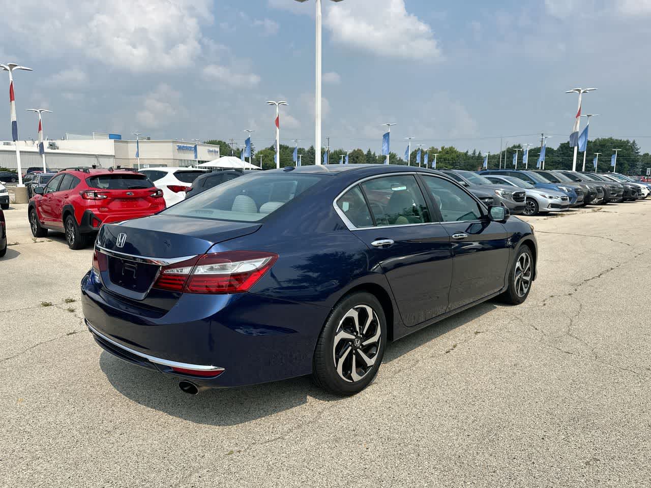 Thumbnail: 2016 Honda Accord - 13