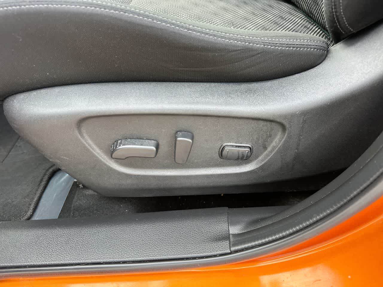 Thumbnail: 2020 Nissan Rogue Sport - 22