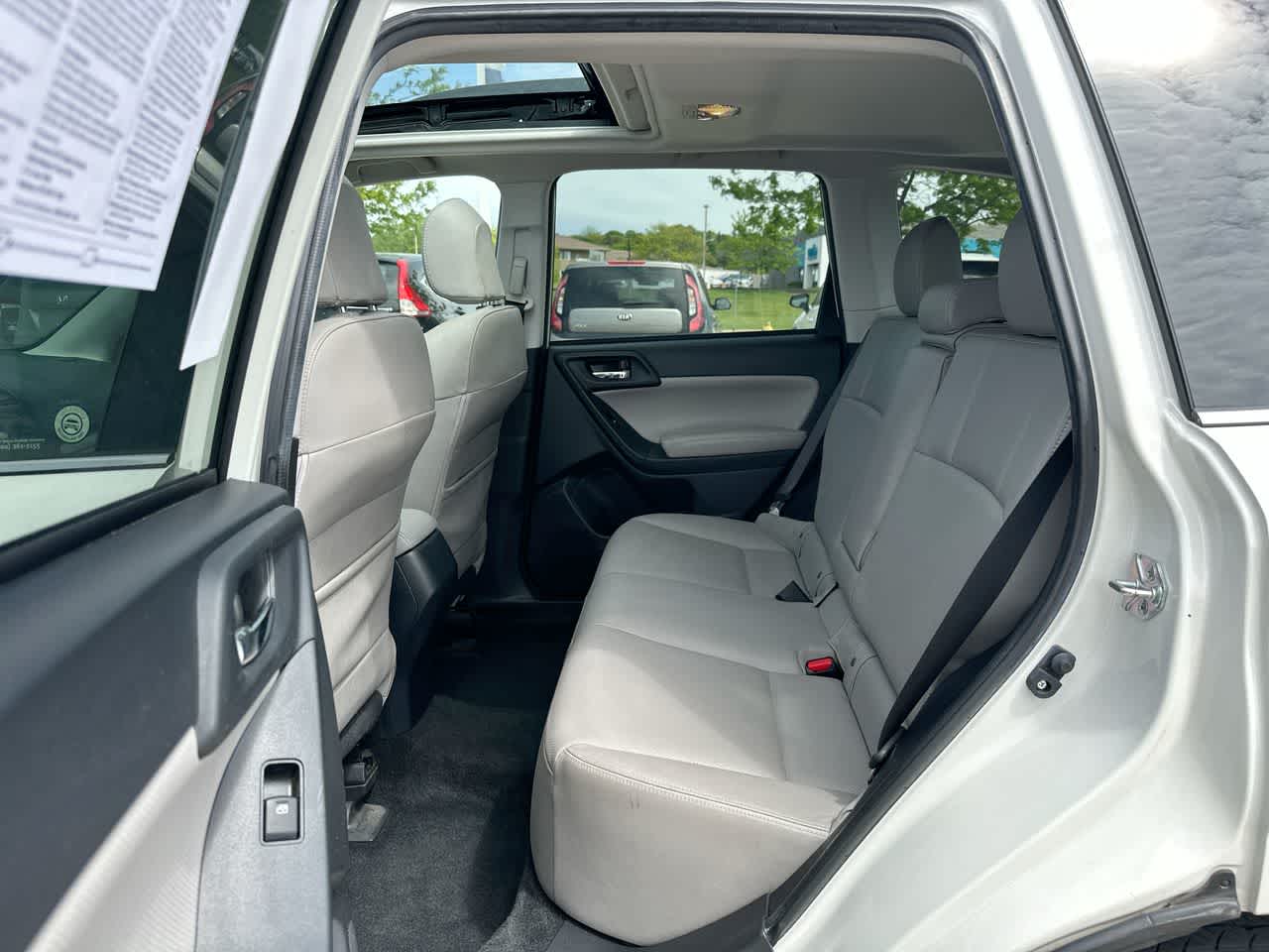 2015 Subaru Forester Limited 25