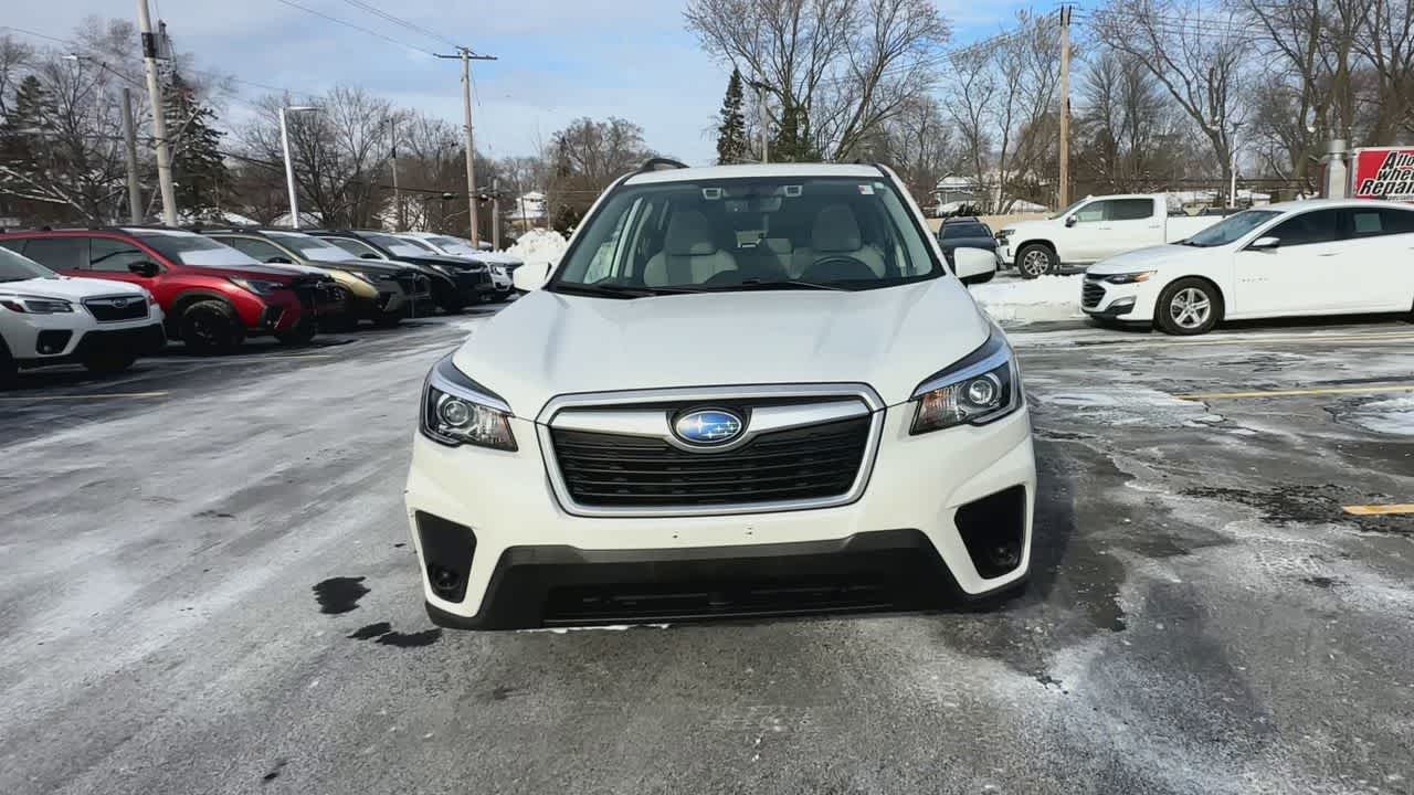 2020 Subaru Forester Premium photo 3