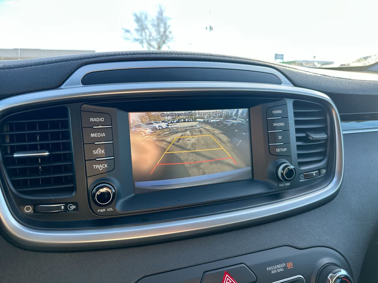 Thumbnail: 2019 Kia Sorento - 30