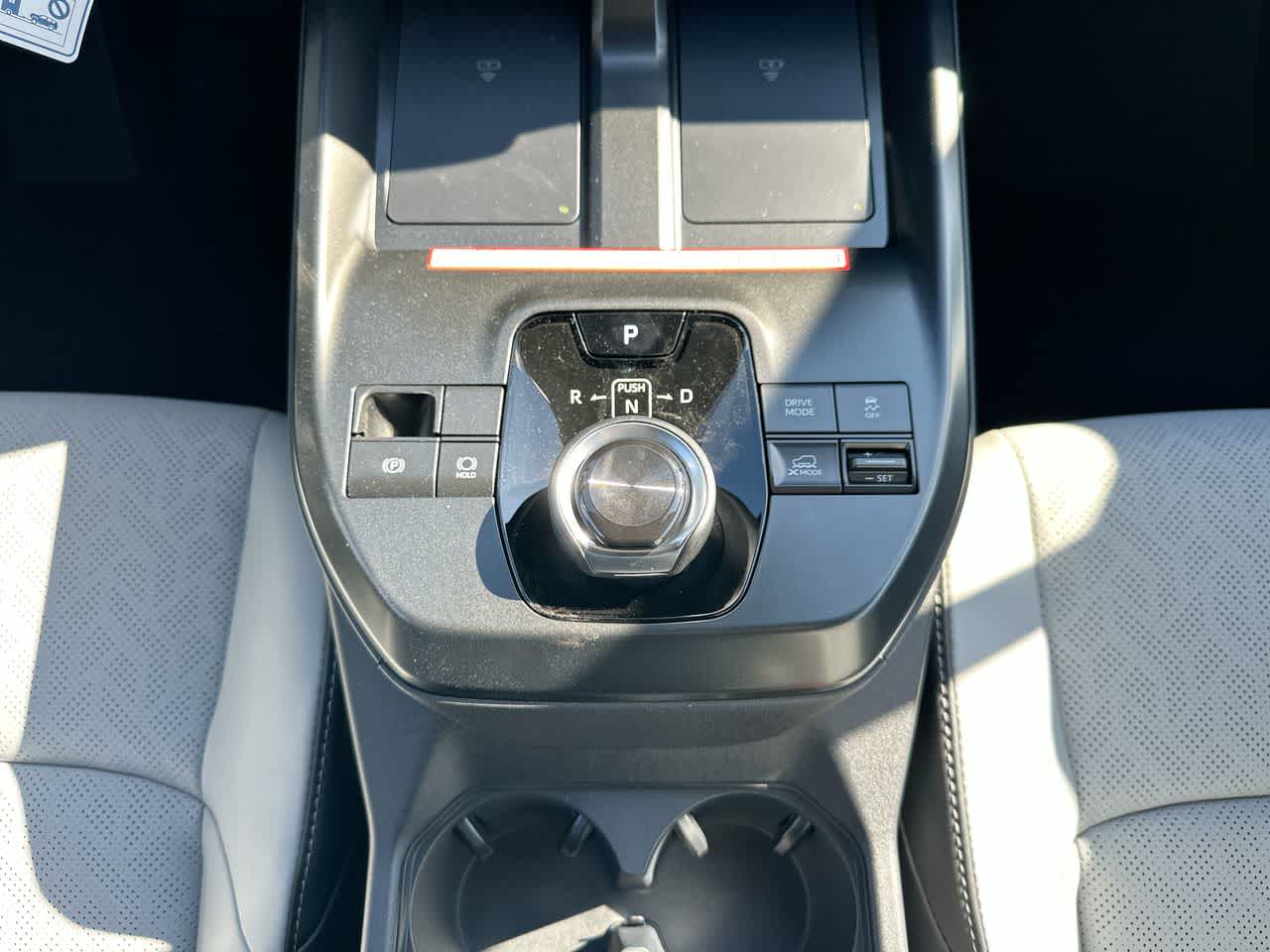 Thumbnail: 2026 Subaru Solterra - 33