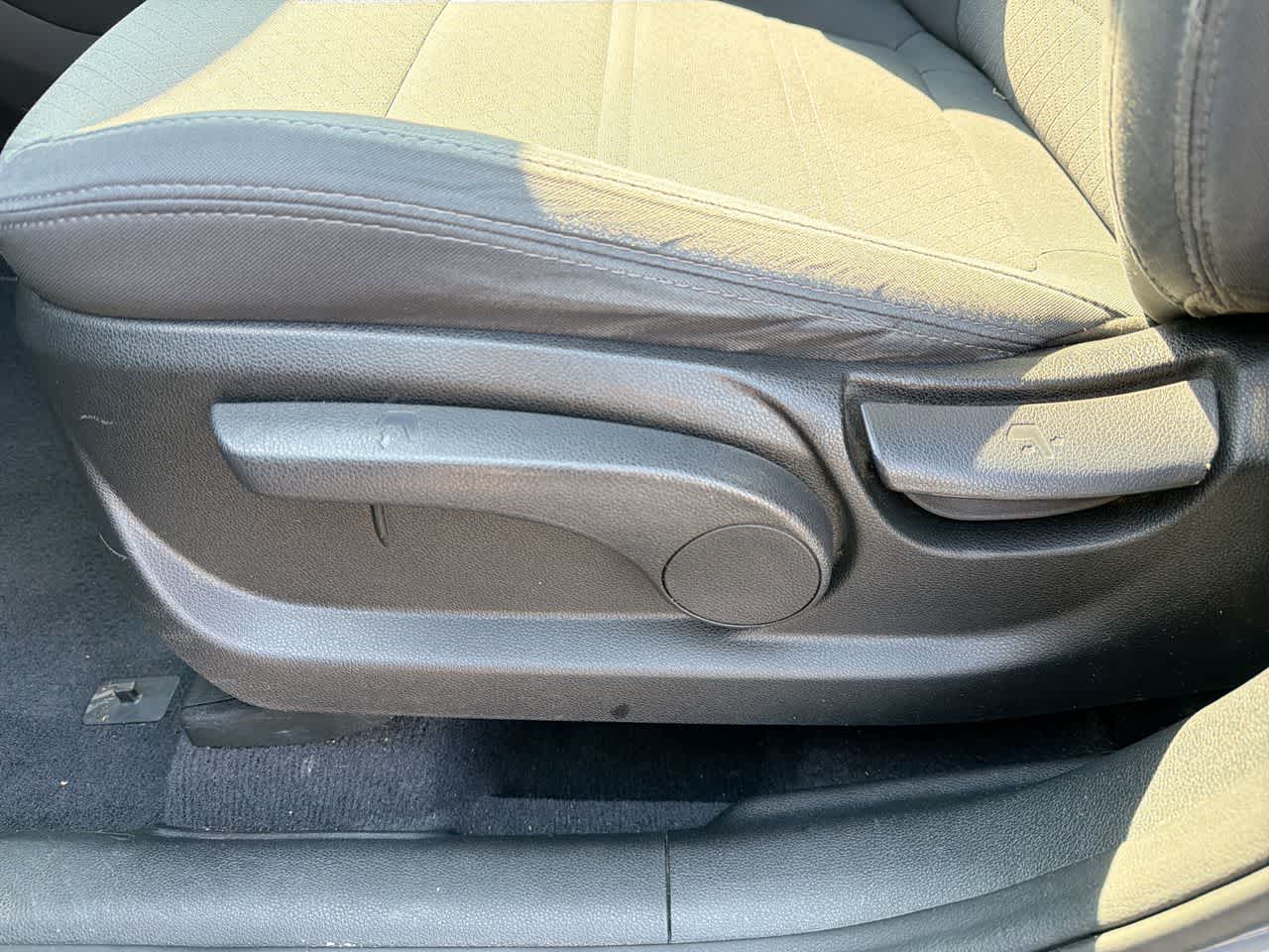 Thumbnail: 2020 Kia Sorento - 23