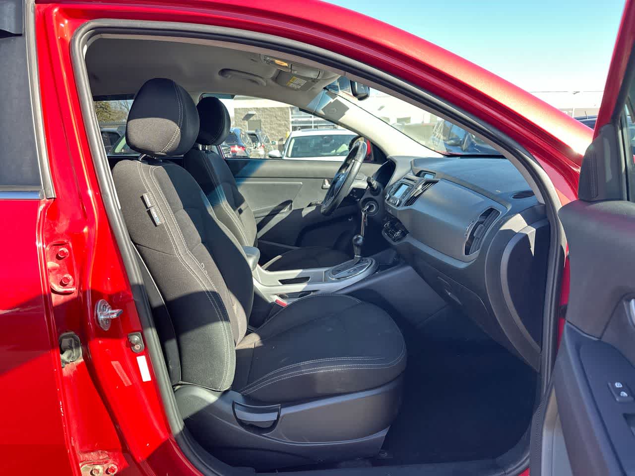 Thumbnail: 2015 Kia Sportage - 26