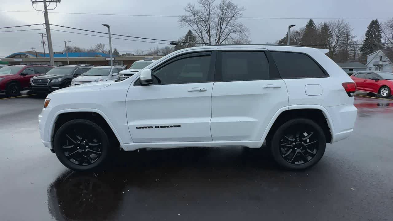Thumbnail: 2020 Jeep Grand Cherokee - 5