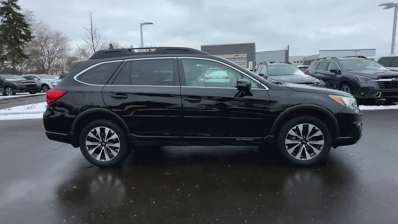 Thumbnail: 2017 Subaru Outback - 9