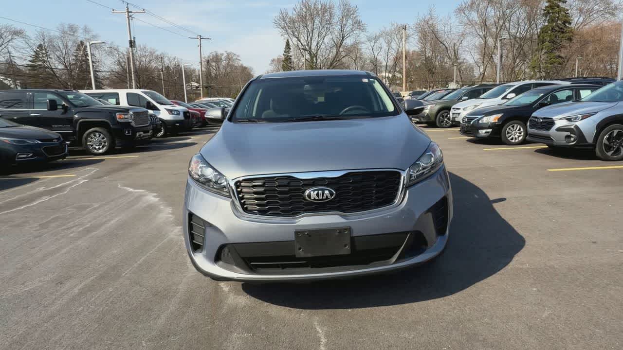 Thumbnail: 2020 Kia Sorento - 4