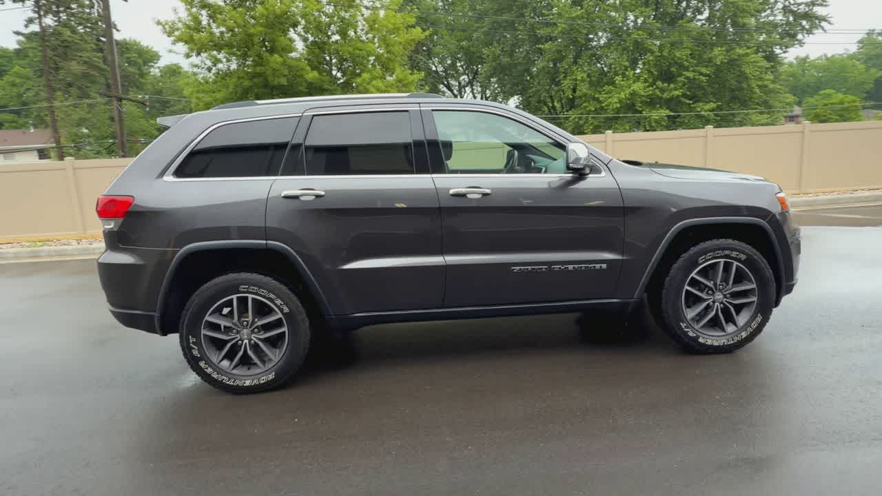 Thumbnail: 2018 Jeep Grand Cherokee - 9