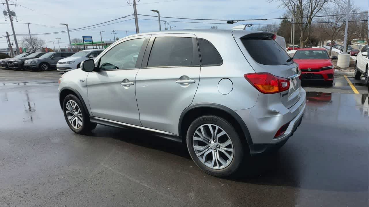 Thumbnail: 2018 Mitsubishi Outlander Sport - 6