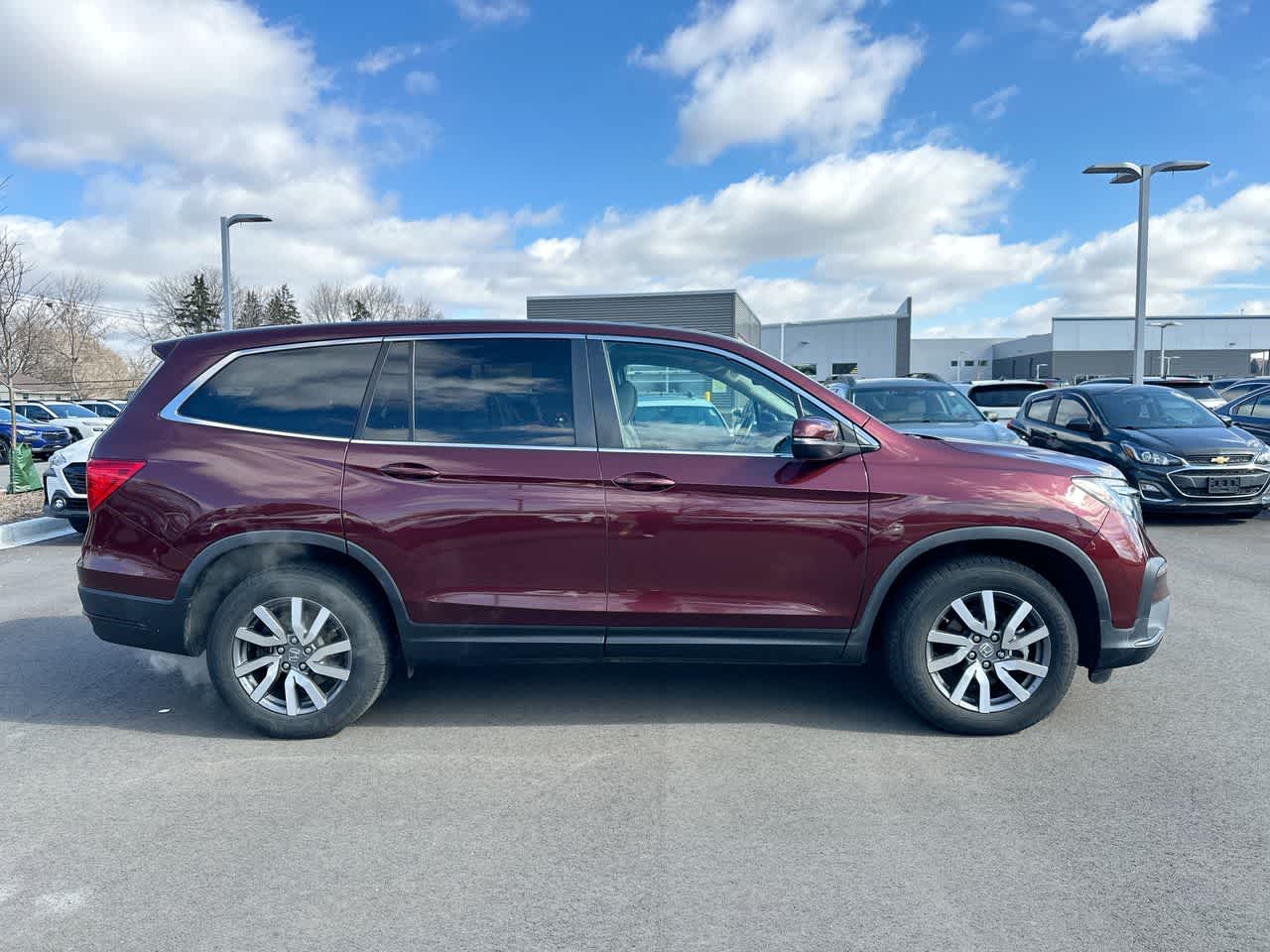 Thumbnail: 2019 Honda Pilot - 14
