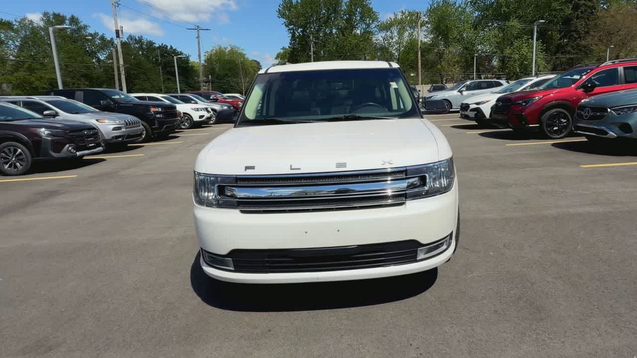 Thumbnail: 2019 Ford Flex - 3