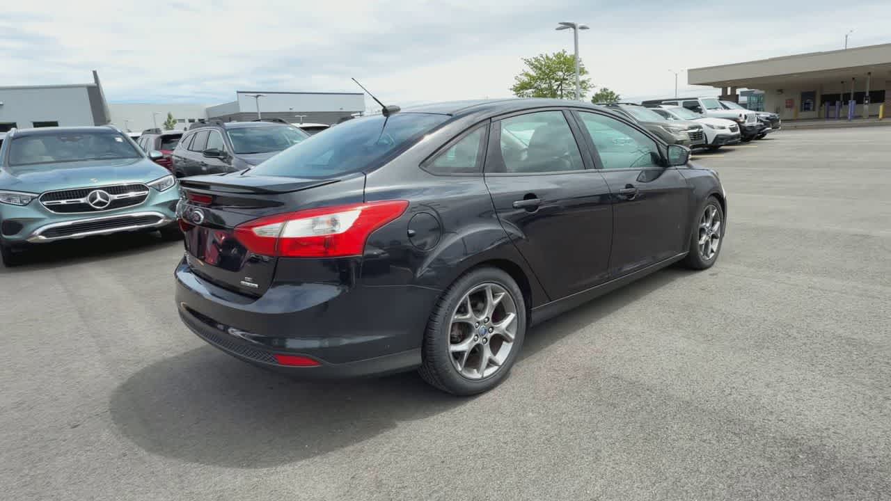 Thumbnail: 2013 Ford Focus - 8