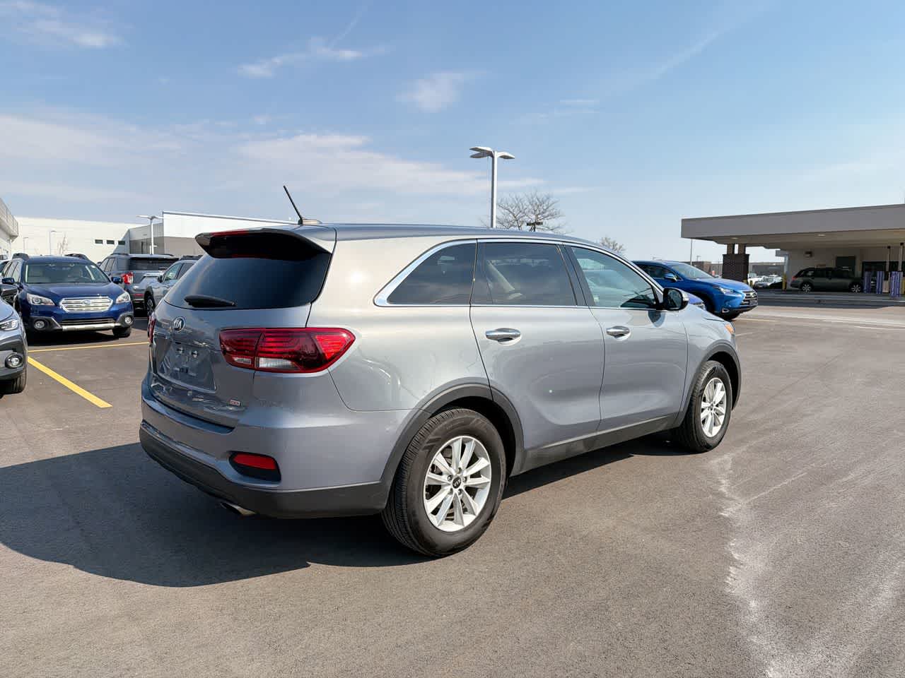Thumbnail: 2020 Kia Sorento - 14