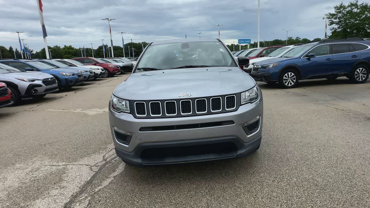 Thumbnail: 2018 Jeep Compass - 3