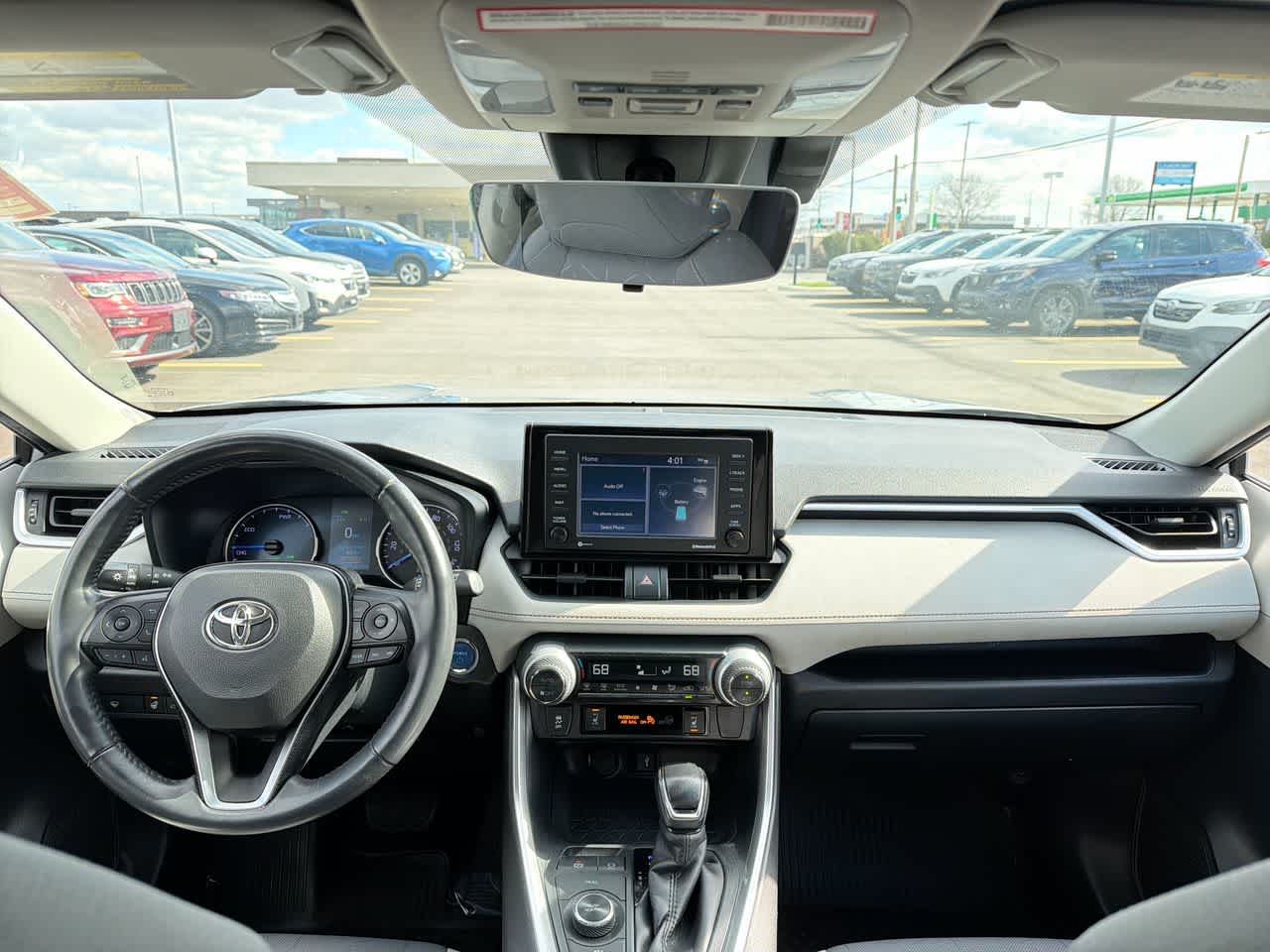 Thumbnail: 2020 Toyota RAV4 - 20